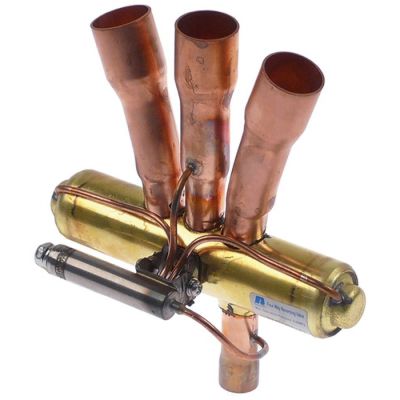 reversing valve 4-way Ranco type V3-412080800 inlet 3/4" (19.18mm) outlet 1/2" (12.84mm)